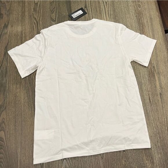 NWT Converse Mother Nature Graphic T-Shirt Short Sleeve Crewneck White Size M - Picture 3 of 8